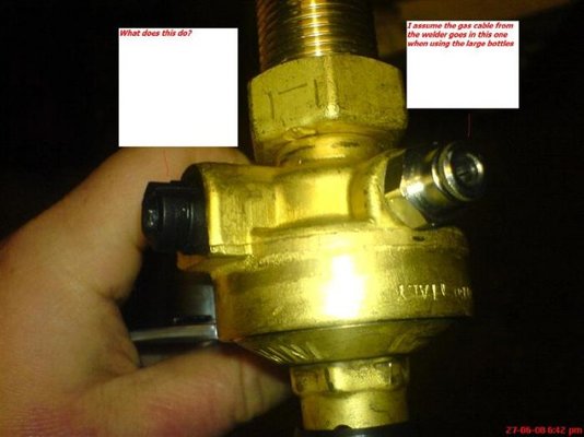Large bottle regulator (Medium).jpg