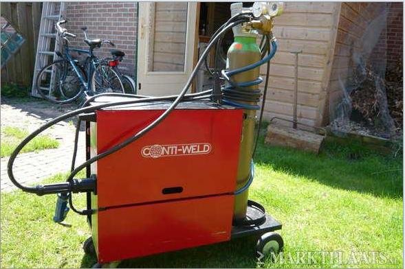 Welder1.JPG