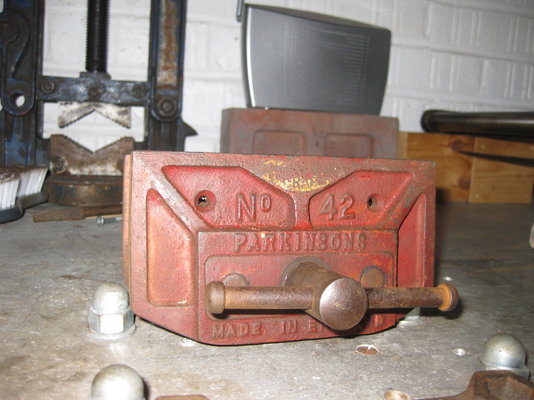 Little Parkinson vise 013.JPG