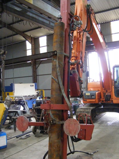 Pile Driver.JPG Pile Driver.JPG