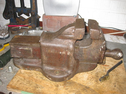 Parkinson 6 vice 002.JPG