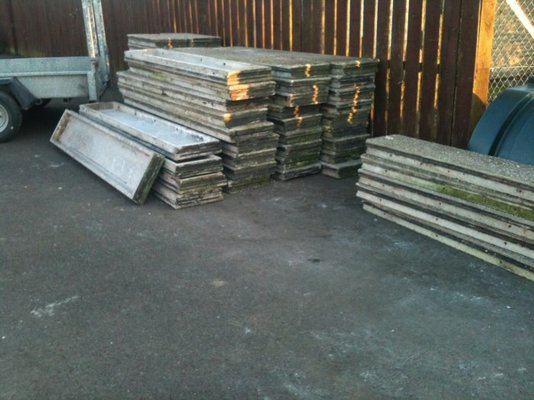 shed 002.jpg