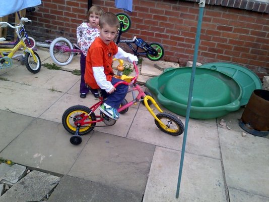 kids bike 002.jpg