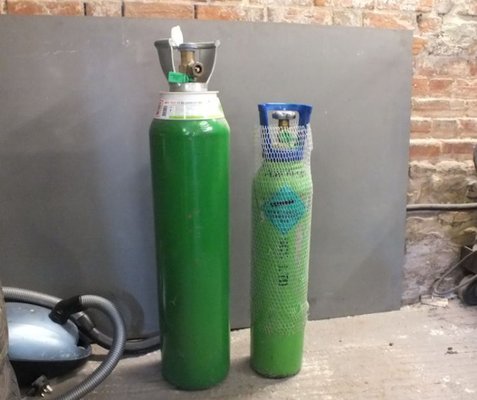 gas bottle.jpg