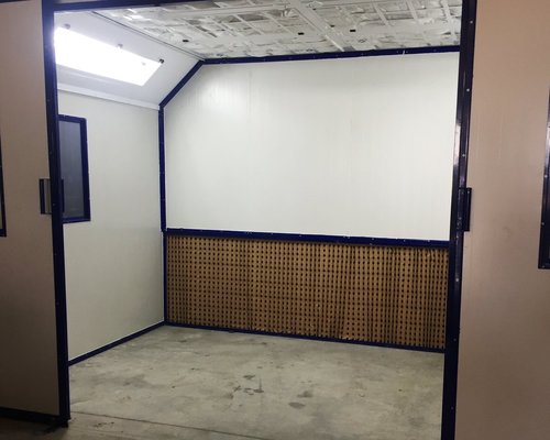 enclosed-liquid-spraybooth.jpeg.jpg