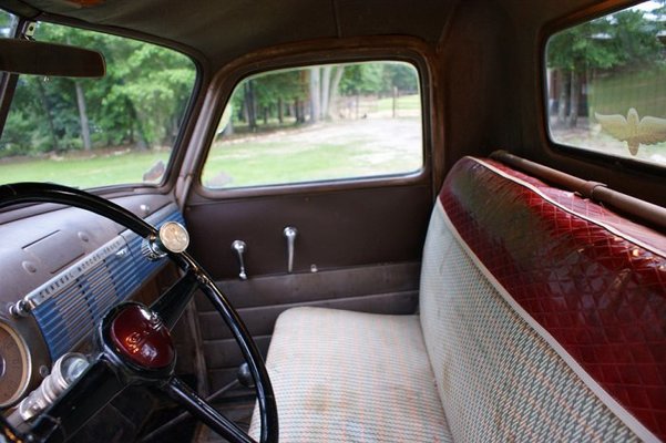 GMC interior.jpg