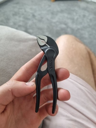 Knipex Cobra XS.jpg