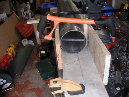 Mitre (800x600).jpg