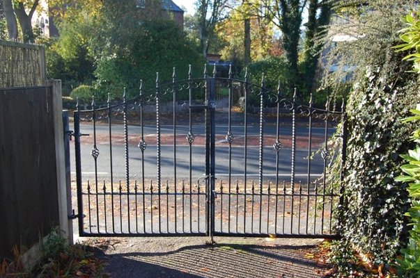 gates.jpg