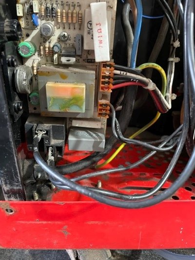 Supermig 180 PCB.jpg