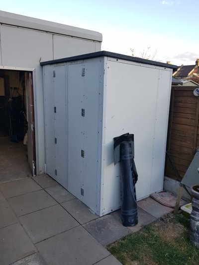 Shed.jpg