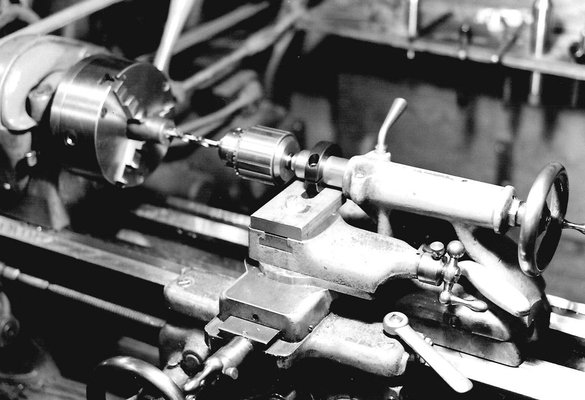 power tailstock1.jpg power tailstock1.jpg