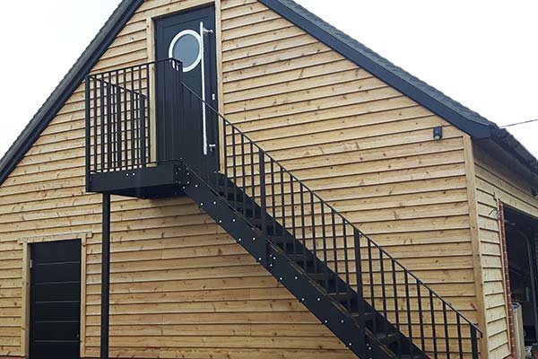 outdoor-staircase.jpg