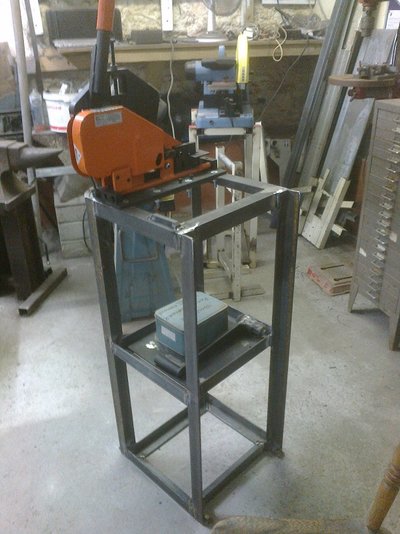 toolstand.jpg