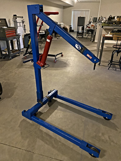 shop hoist1.jpg shop hoist1.jpg