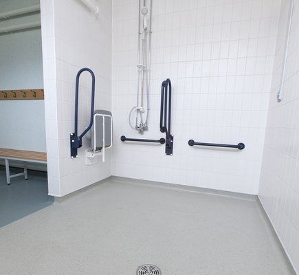altro-marine-vinyl-flooring-in-a-wet-room.jpg