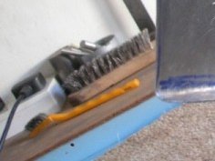 wire brush (600 x 450).jpg