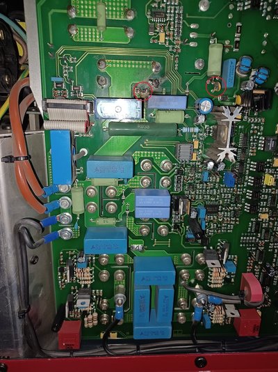Blown F1 and capacitor.jpg
