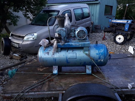 Compressor.jpg Compressor.jpg