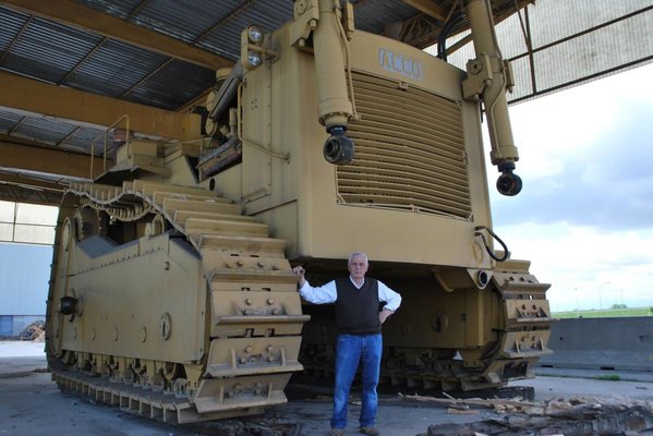 1205x0_s3-40810-MNSW-ACCO-DOZER-GRADER-9.jpg