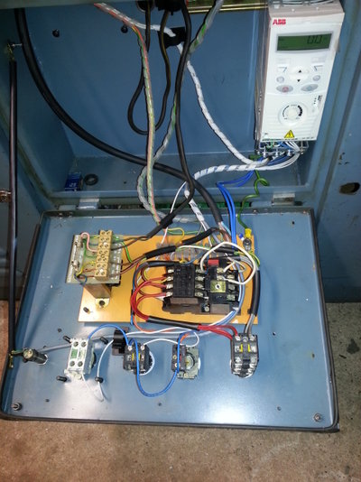Inverter with wiring.jpg