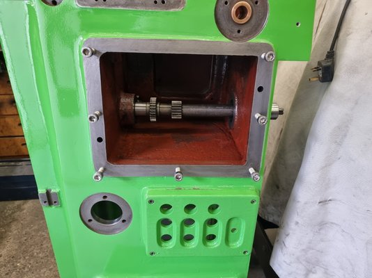 gearbox rebuild 3.jpg