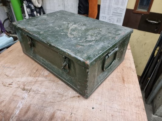 box (1).jpg box (1).jpg