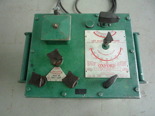 Welder and trolley 003.JPG