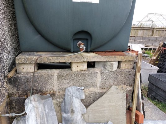 oil tank 2.jpg
