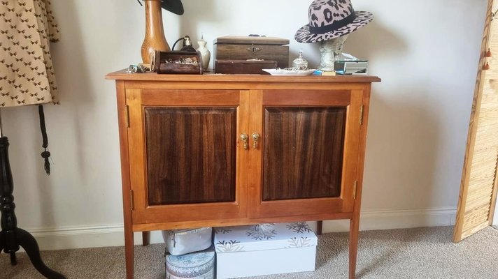 Cabinet02.jpg Cabinet02.jpg