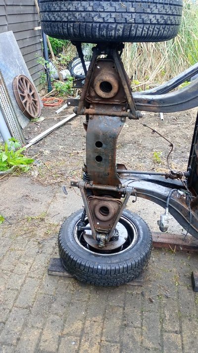 front suspension.jpg