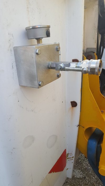 manifold4.jpg