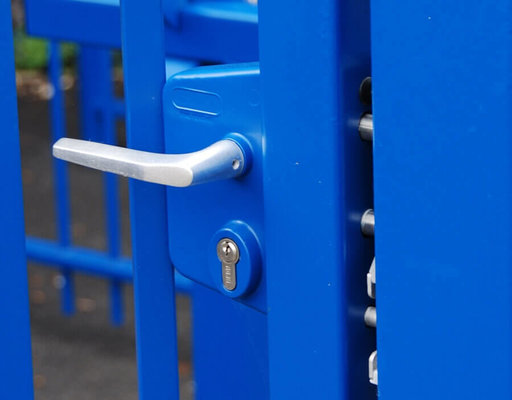 Locinox gate lock.jpg