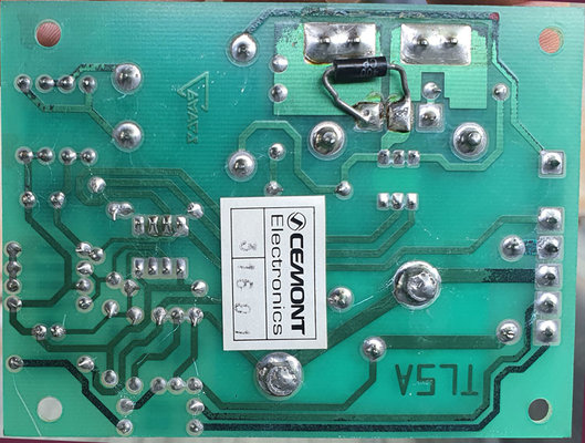 pcb-back.jpg pcb-back.jpg