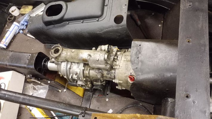 engine in2.jpg