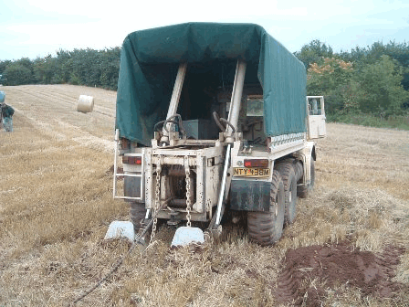 5110059-winch.gif