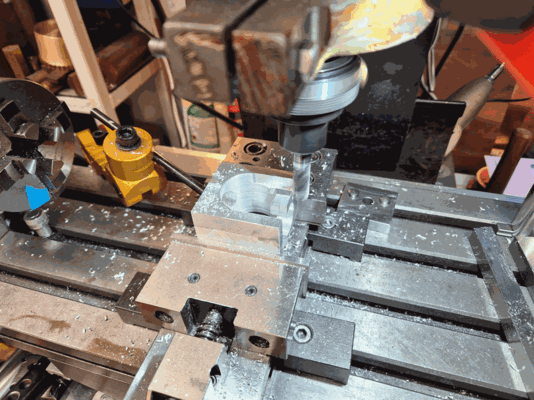 sat04.gif