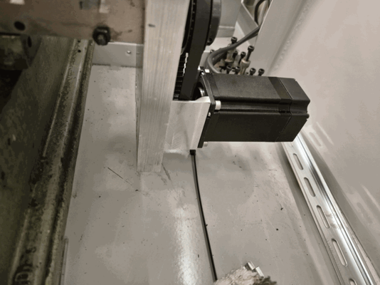 mon03.gif