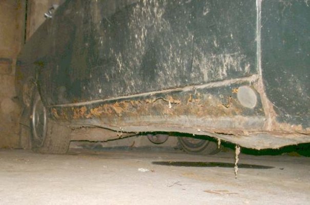 p6 rusty outer sill.jpg