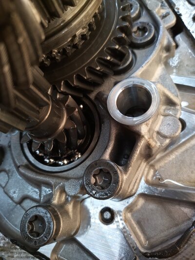 207inputbearing.jpg