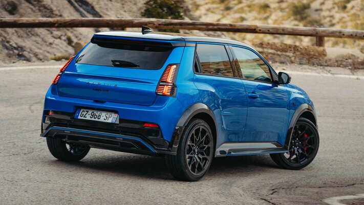 2-Alpine-290-review-2024.jpg