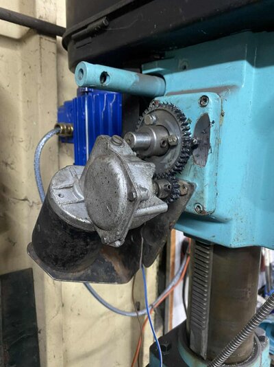 M Machine Geared Head.jpg M Machine Geared Head.jpg