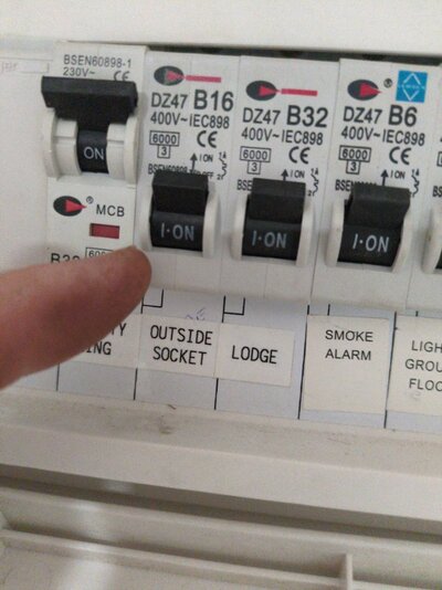 17581151181713909196284164053087.jpg