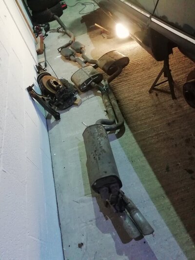 exhaust.jpg