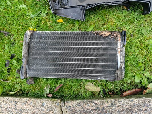 20251005_124205.jpg 20251005_124205.jpg