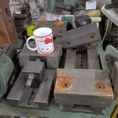 cnc_vices.jpg