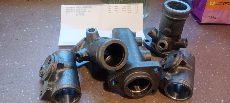 brake cylinders.jpg.jpeg