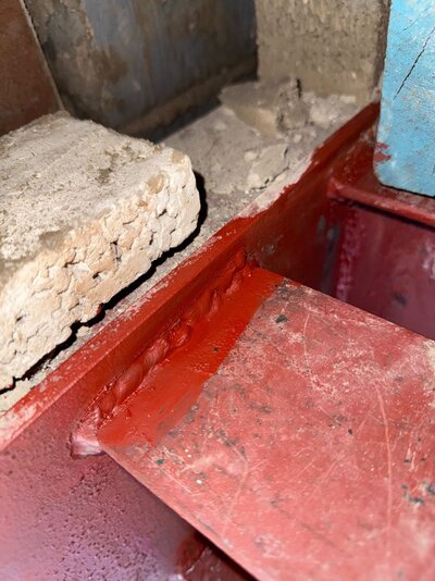 B2(o) - top flange weld.jpeg