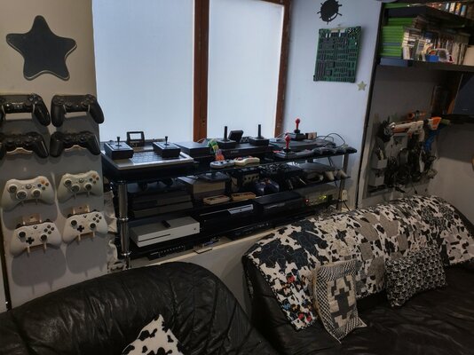 consoles.jpg