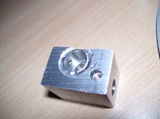 clarke mig. gas plunger body port bur.jpg clarke mig. gas plunger body port bur.jpg